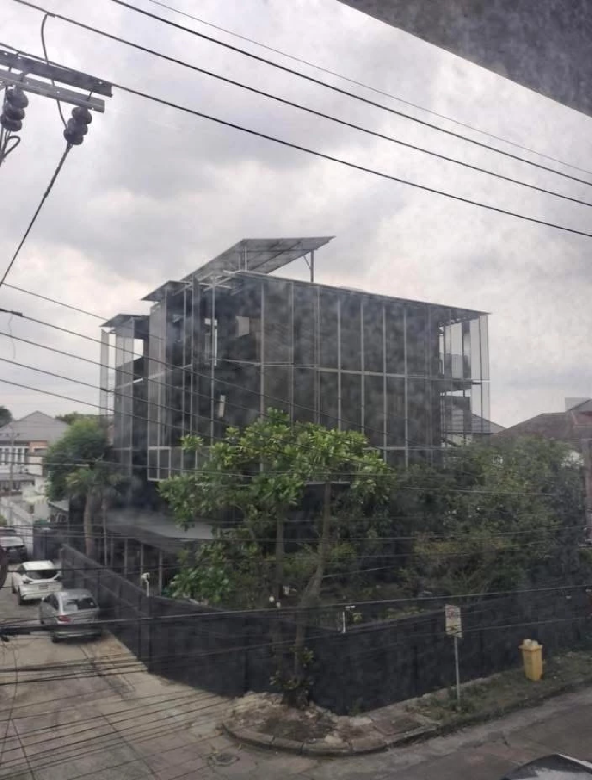 รู้แล้ว \"บ้านหมอบี ทูตสื่อวิญญาณ\"ราคากี่บาท พร้อมชี้ธุรกิจเบื้องหลัง