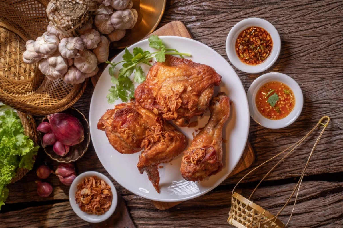 “ลิซ่า” ยกไก่ทอดหาดใหญ่คือที่สุด เปิดลิสต์ 5 ร้านเด็ดที่ต้องไปลองให้ได้