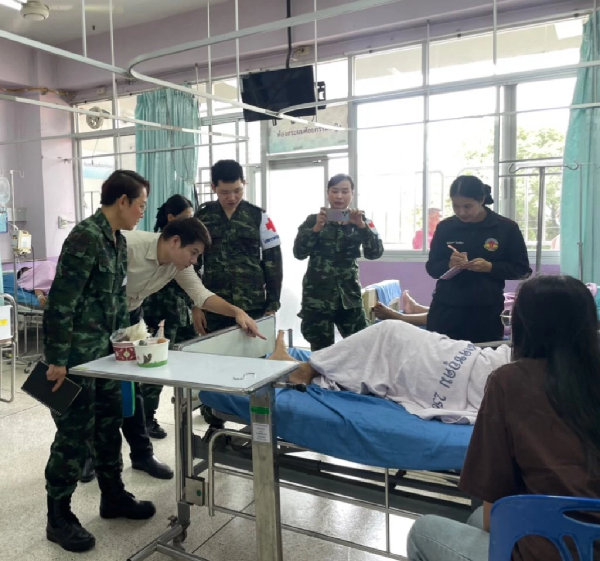 หมอผิวหนัง อัปเดตล่าสุด รักษาผิวหนังเท้าทหารชายแดนไทย-กัทพูชา