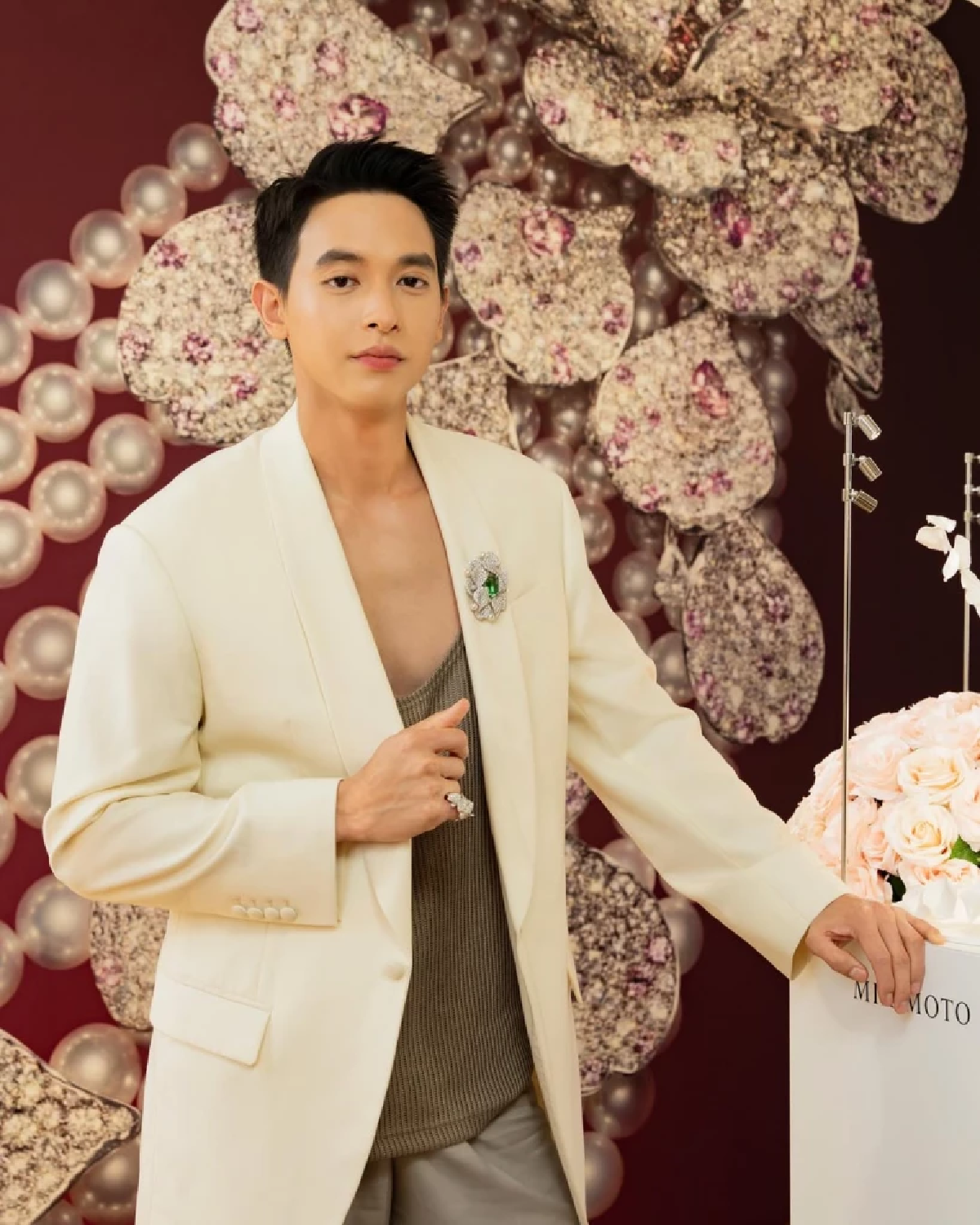 เปิดธุรกิจ \"เจมส์ จิรายุ\" บริหาร 3 บริษัท บันเทิง-อสังหาฯ คุณพ่อป้ายแดง