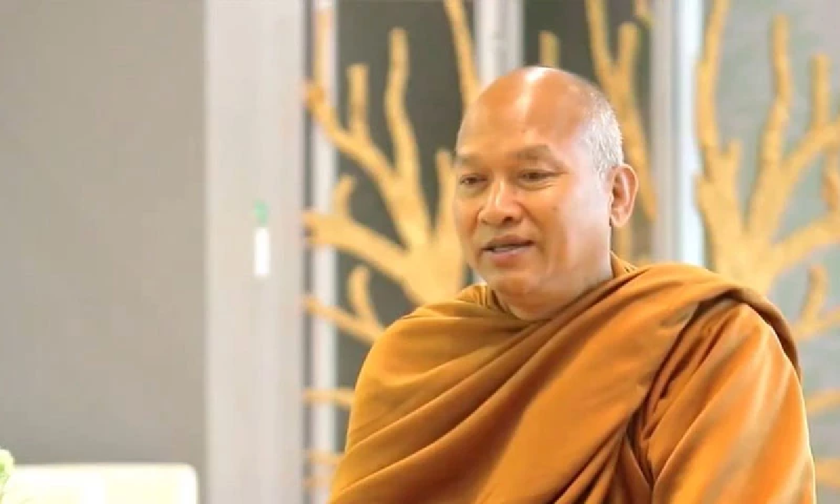 ประวัติ “หลวงพ่ออลงกต” วัดพระบาทน้ำพุ ผู้ก่อตั้งมูลนิธิธรรมรักษ์