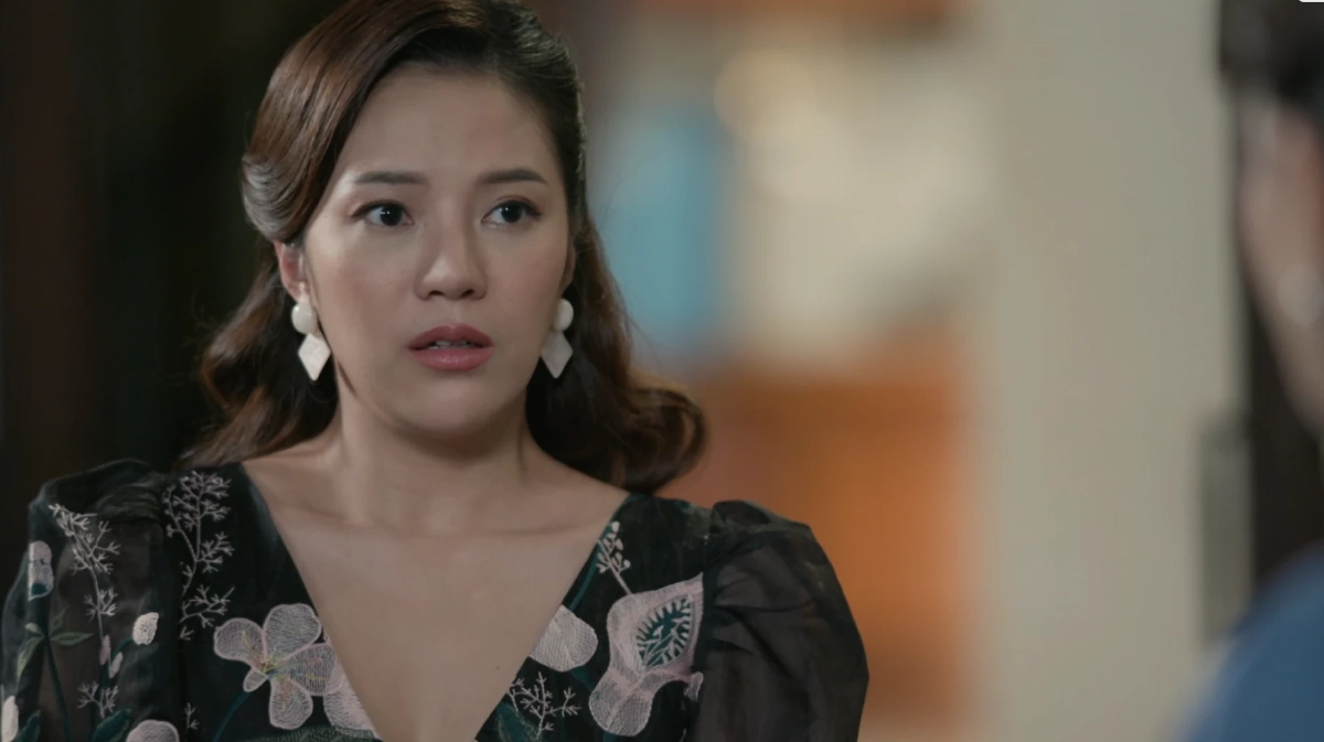 เรื่องย่อ \"แสนรัก\" 22 ก.ย. \"ต่าย เพ็ญพักตร์\" ปะทะเดือด! กลางโต๊ะอาหาร
