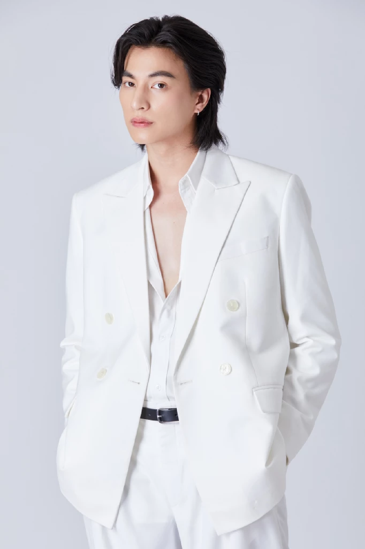 \"กลัฟ คณาวุฒิ\" หล่อใจบุญ! ควักเงินแสน ช่วยน้ำท่วม-เหตุชายแดนไทยกัมพูชา