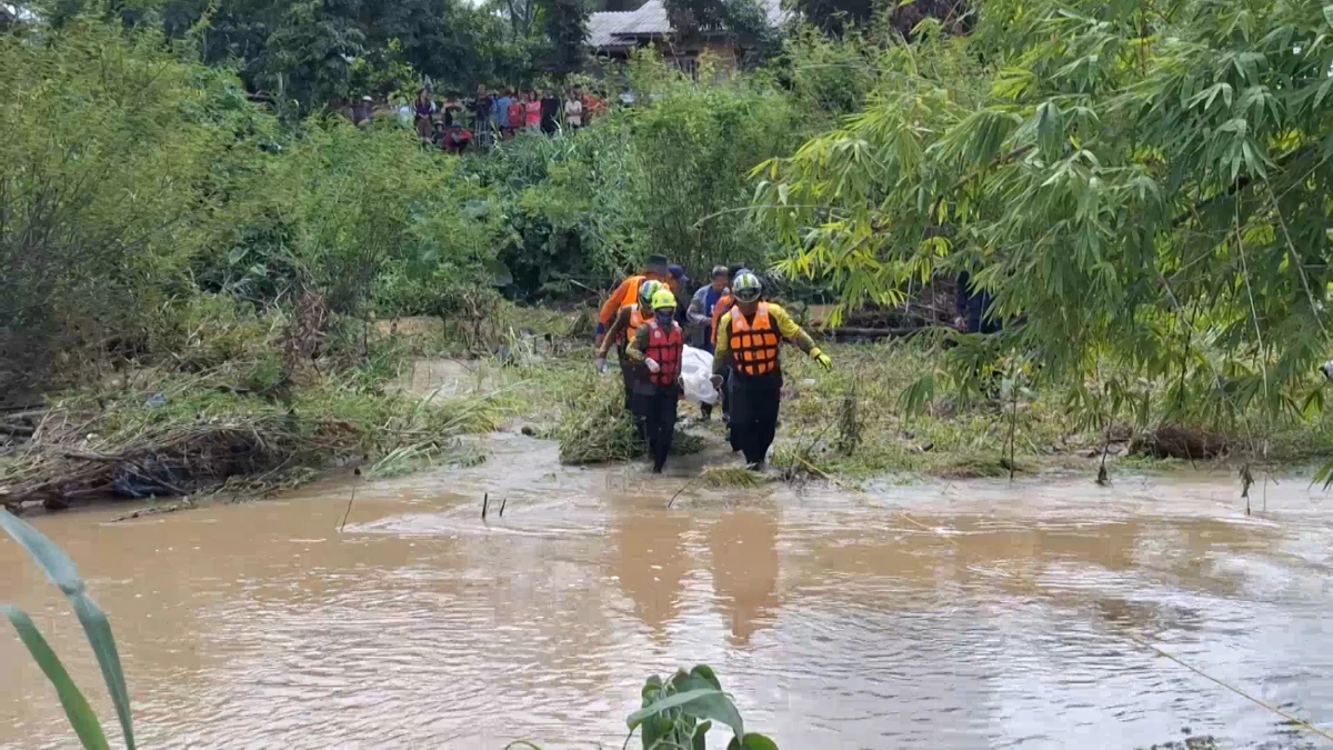 สลด สายลับพลเมืองดี ช่วยไล่จับผู้ค้ายา โชคร้ายถูกน้ำป่าซัด ร่างจมน้ำดับ