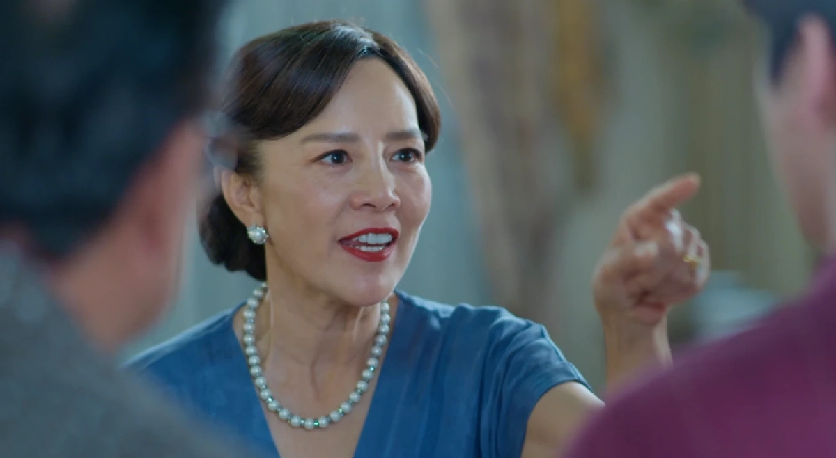เรื่องย่อ \"แสนรัก\" 22 ก.ย. \"ต่าย เพ็ญพักตร์\" ปะทะเดือด! กลางโต๊ะอาหาร