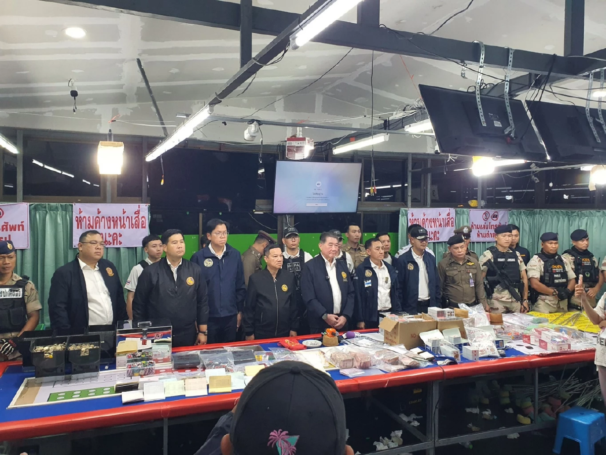 \"ภูมิธรรม\" เผย ปกครอง บุกจับบ่อนดอนเมือง ไม่เกี่ยวแต่งตั้งตำรวจ