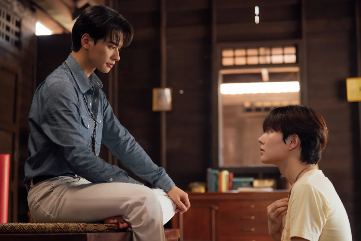 เรื่องย่อ EP2 \"เขมจิราต้องรอด\" พ่อครู ประจันหน้า วิญญาณอาฆาต\"ผีรำพึง\"