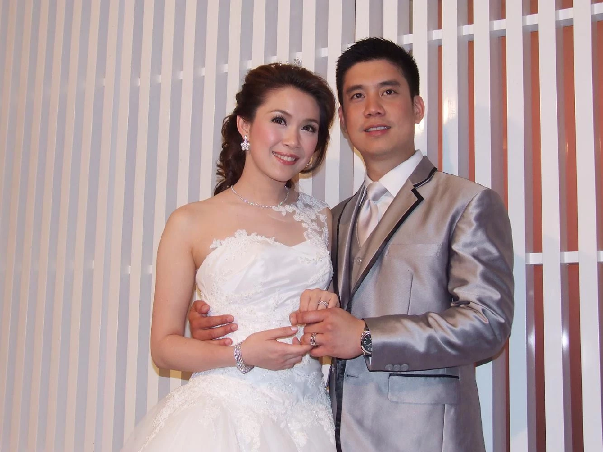 รวยไม่ธรรมดา \"แบงค์ พชร\" อดีตสามี \"นิหน่า\" ชาวเน็ตจับตาใช่รักใหม่ \"โบว์\" ไหม?