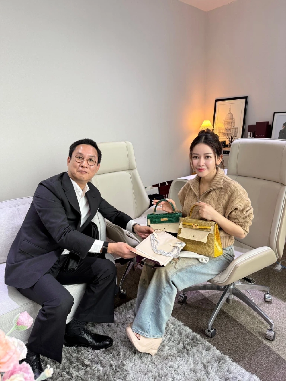 จบสวย! "ดิว อริสรา" คืนของหรู "เมย์ วาสนา" ถอนฟ้องทุกคดี