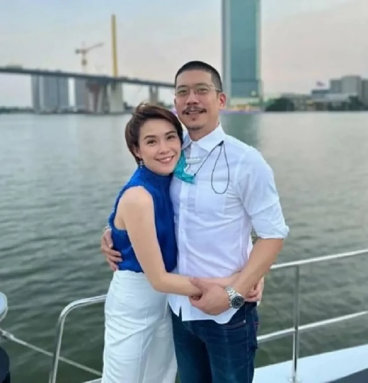 รวยไม่ธรรมดา \"แบงค์ พชร\" อดีตสามี \"นิหน่า\" ชาวเน็ตจับตาใช่รักใหม่ \"โบว์\" ไหม?