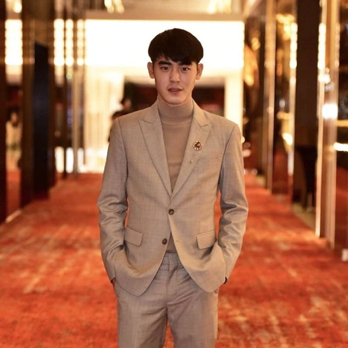 ดาราชาย\"เบสท์ เอกวัฒน์\"งงหนัก เด็กสาวอ้างเป็นลูก  จุดกระแสสงสัย?