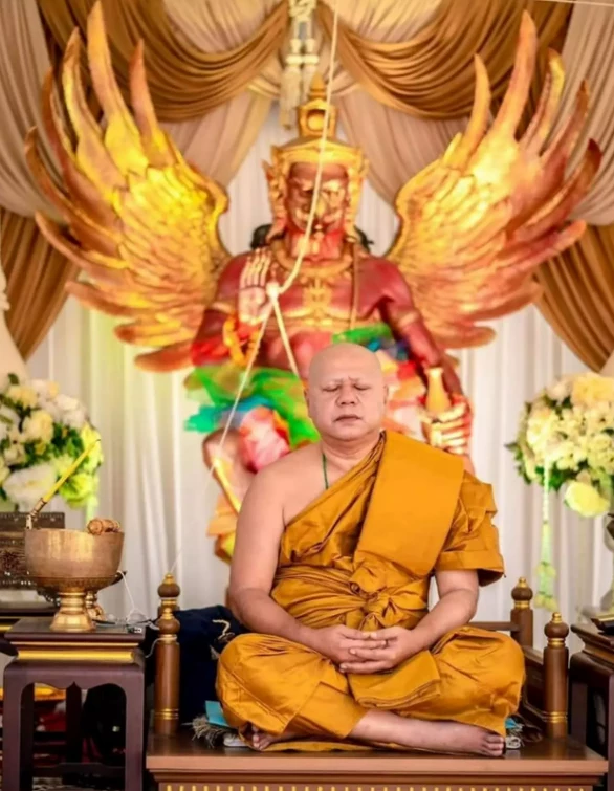 ประวัติ \"หลวงพ่อวราห์\" ปลุกศรัทธาองค์พญาครุฑ พระราชาคณะชั้นเทพ