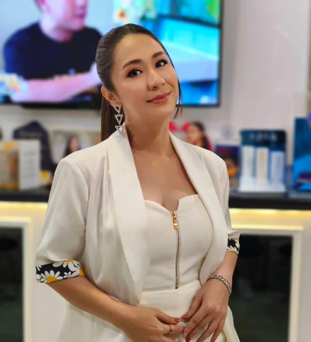 \"จอย T-Skirt\" ป่วยมะเร็งระยะ 4 “เท่ห์ อุเทน” เตรียมจัดคอนเสิร์ตหาเงินช่วยค่ารักษา