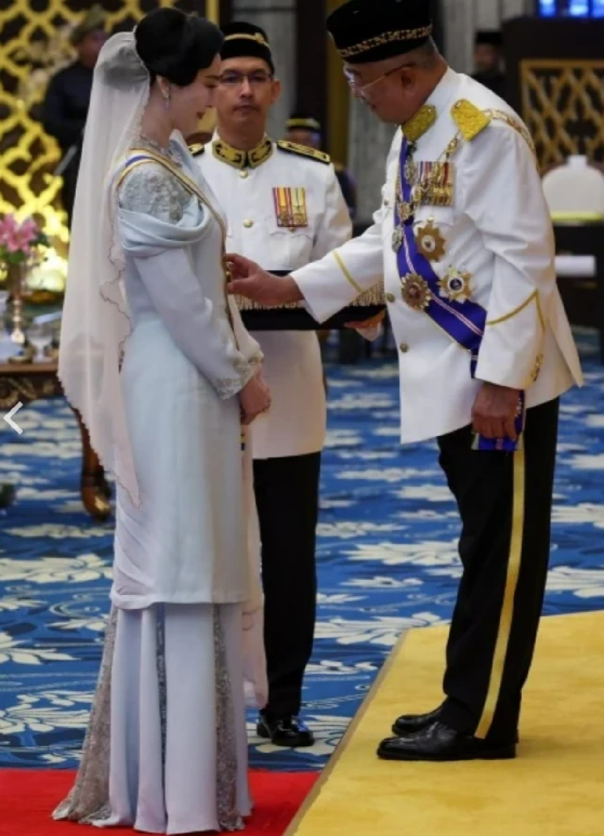 \"ฟ่าน ปิงปิง\" ได้รับเครื่องราชฯ ดาราจีนระดับโลกที่มาเลเซียยกย่อง 