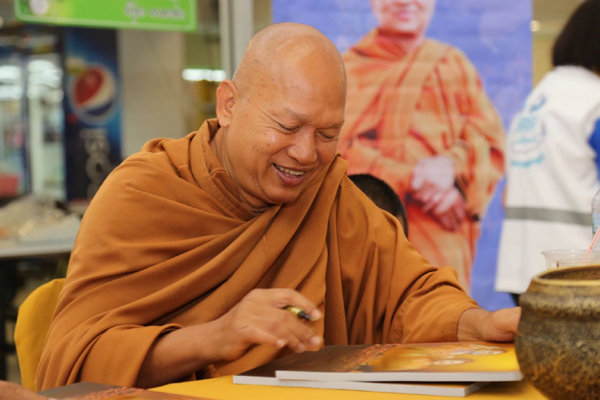 ย้อนเส้นทางรัก​​​​​​​ \"หลวงพ่ออลงกต\" อกหักจึงมาบวช ชะตาชีวิตพลิกสู่เทพเจ้าเอดส์