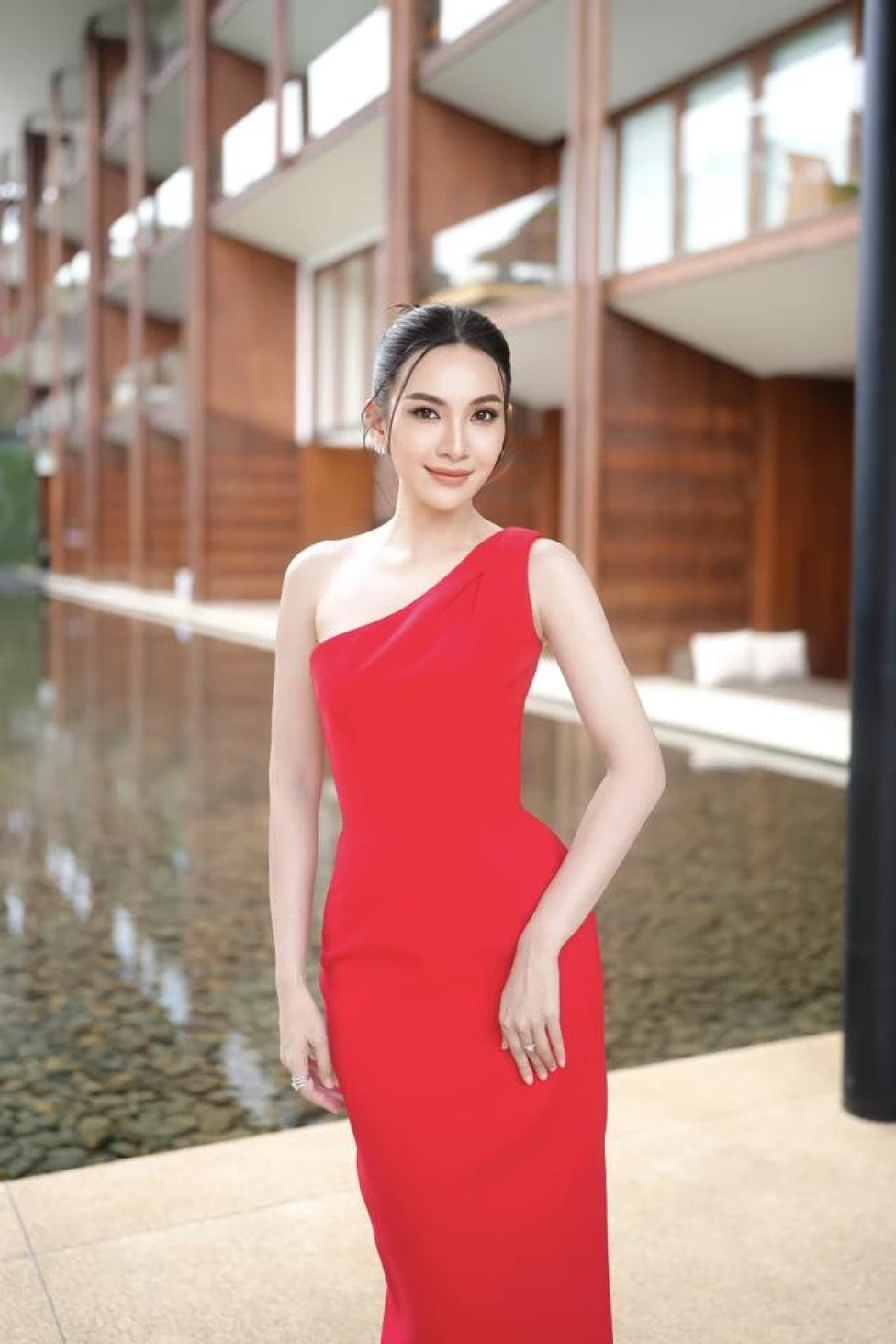 ส่องชีวิตรัก \"ผู้กองแคท\" สถานะหัวใจล่าสุดตอนนี้ยังโสด