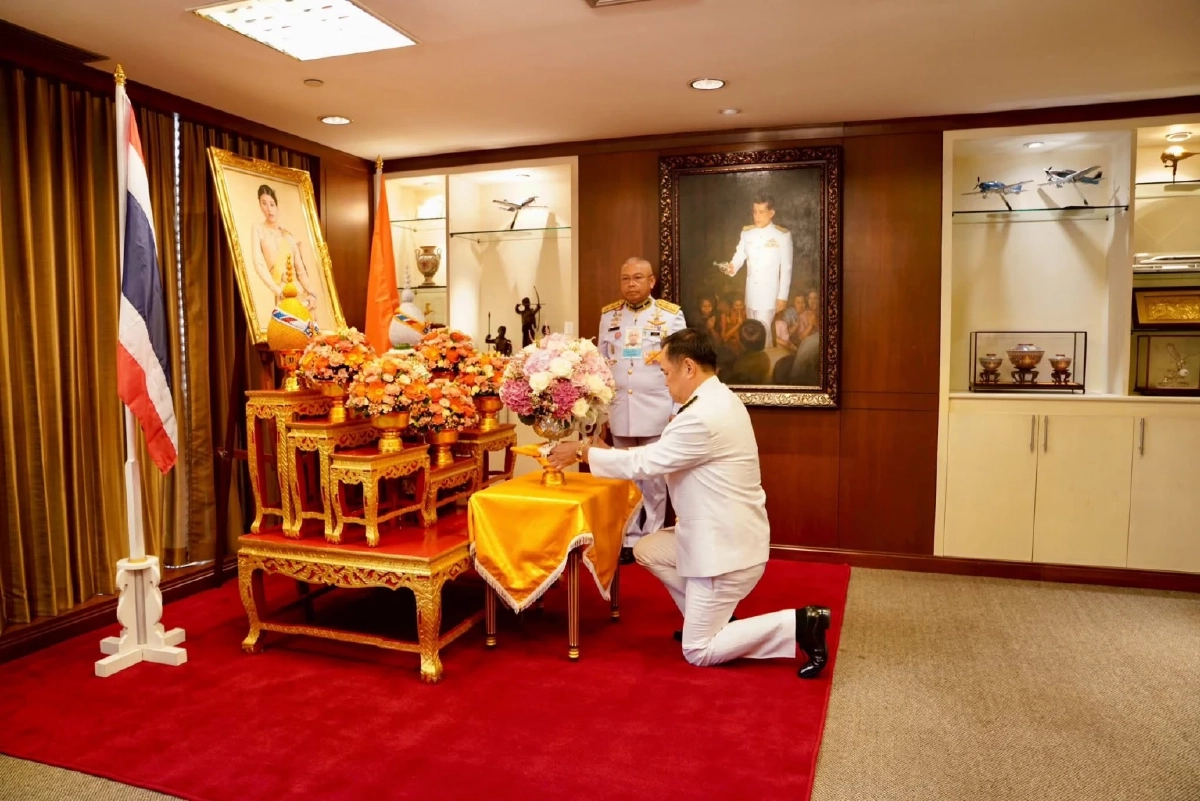 สมเด็จเจ้าฟ้าสิริวัณณวรีฯ พระราชทานดอกไม้แก่  \"อนุทิน” เนื่องในโอกาสวันคล้ายวันเกิด