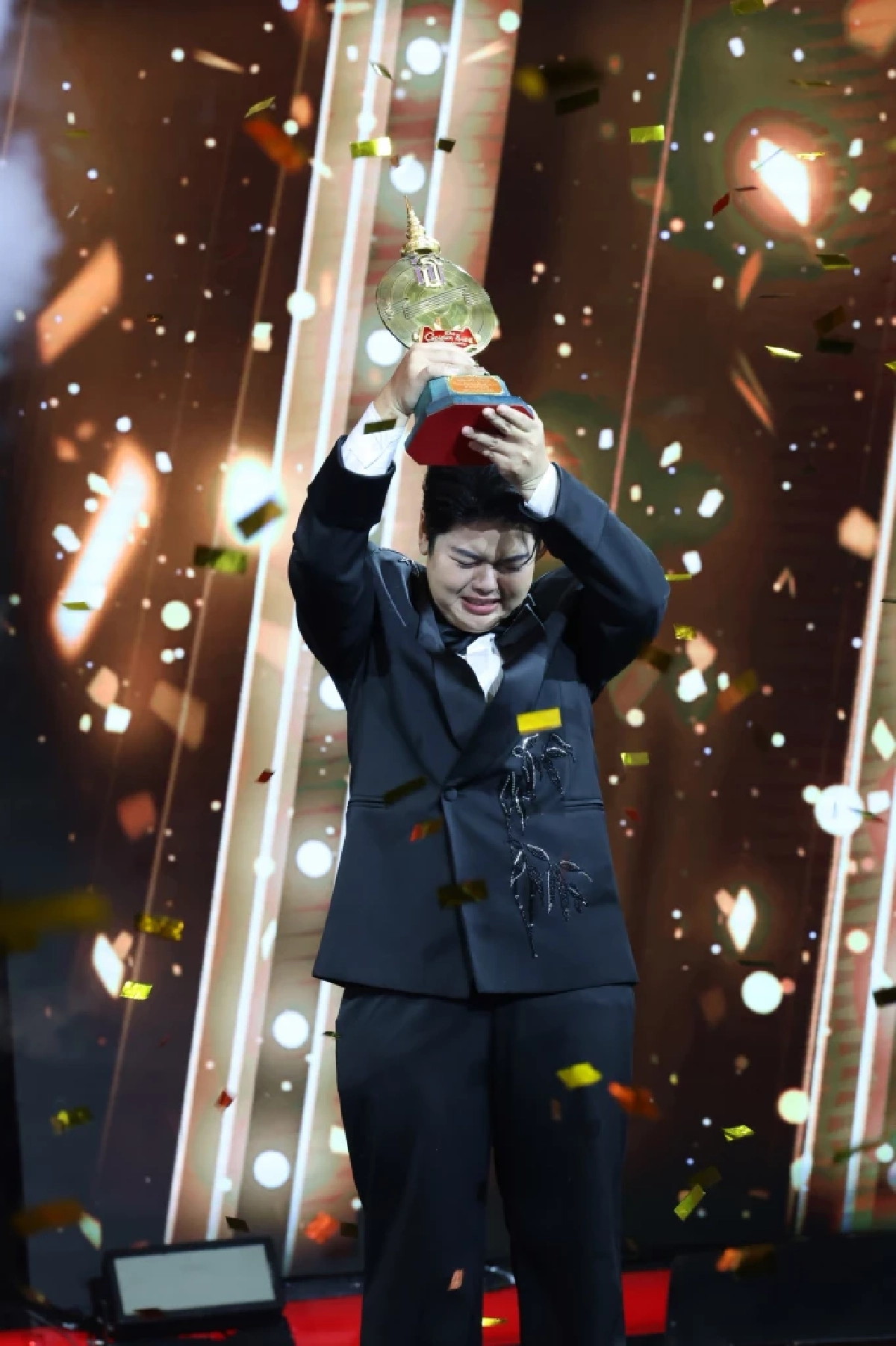 ยินดี “ณัฐ ณัฐภัทร” จากเจ้าของร้านดอกไม้ สู่การคว้าแชมป์ The Golden Song 7