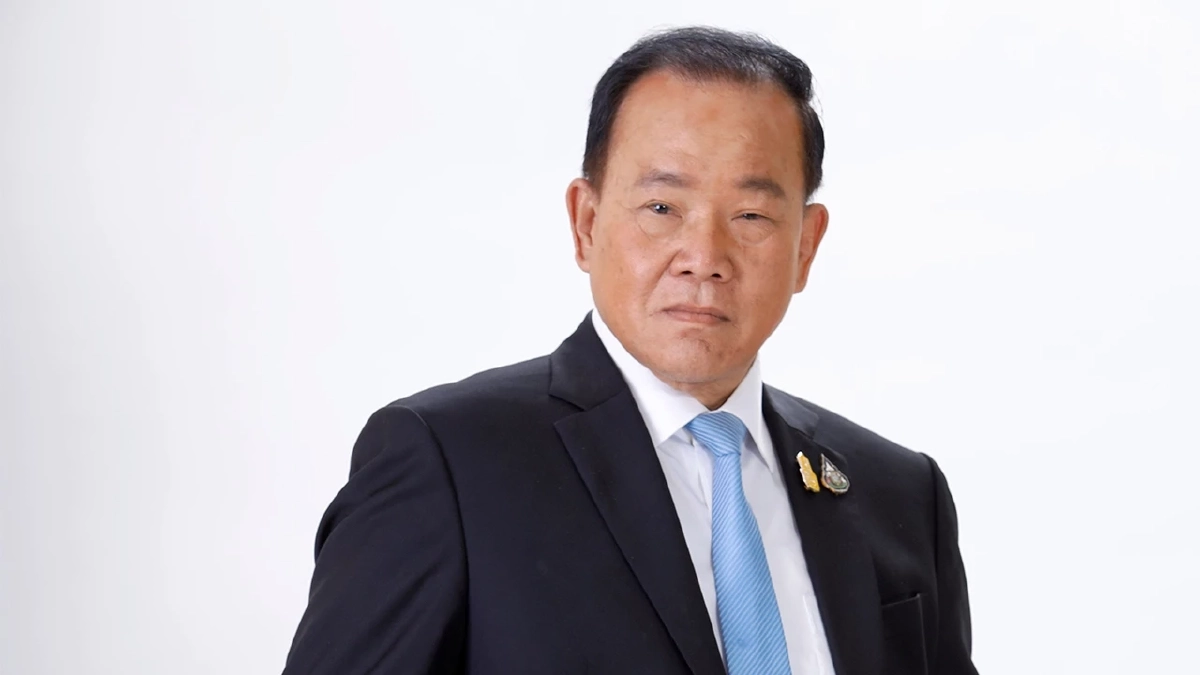 สันติ พร้อมพัฒน์
