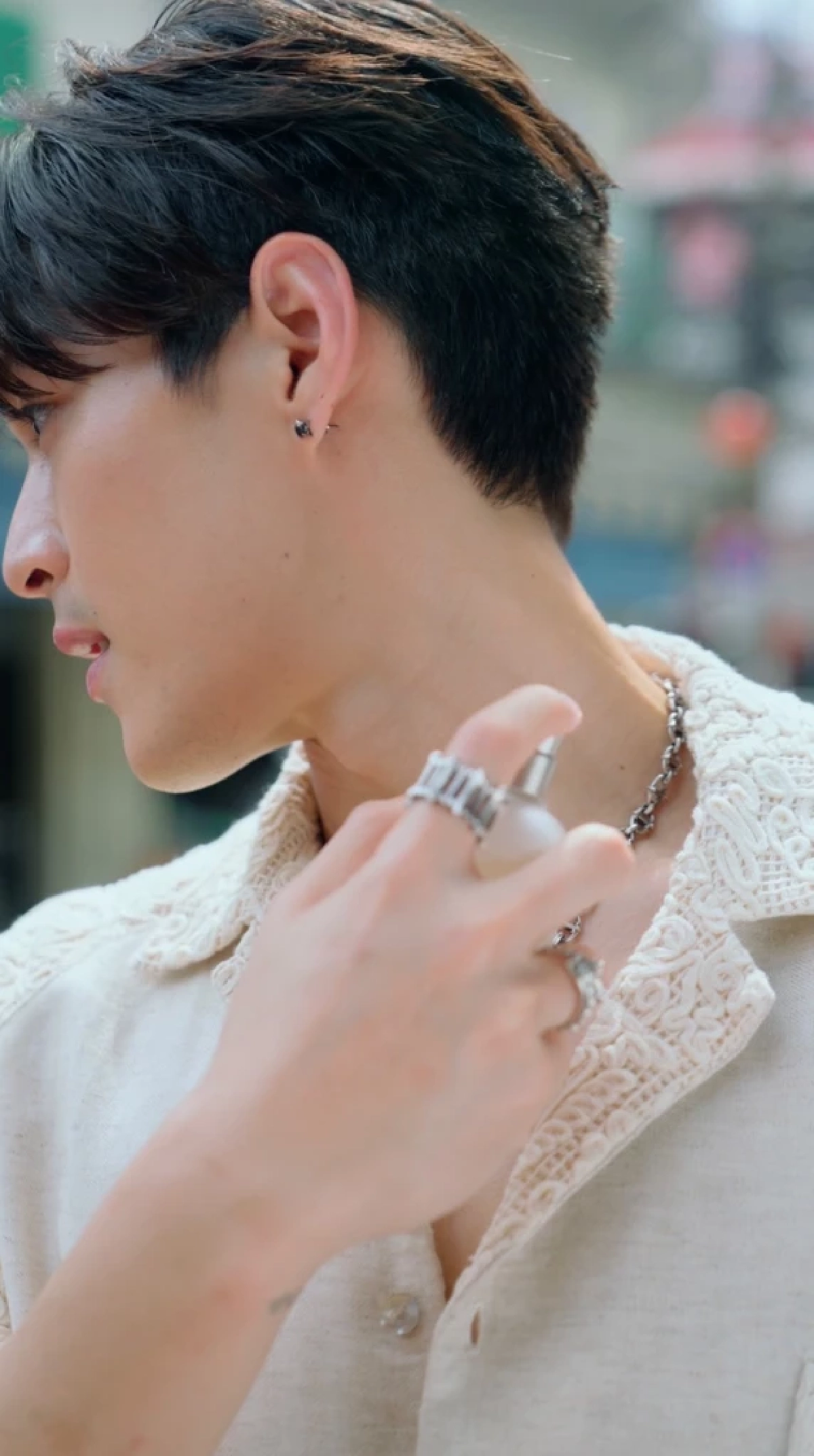 "กระทิง ขุนณรงค์"เปิดไอเท็มไม่ลับ เสริมความเนื้อหอม จนสาวๆ อยากดม