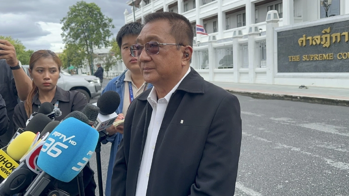 ศาลยกคำร้อง \"ชาญชัย\" ขอห้าม \"ทักษิณ\" ออกนอกประเทศ คดีชั้น 14