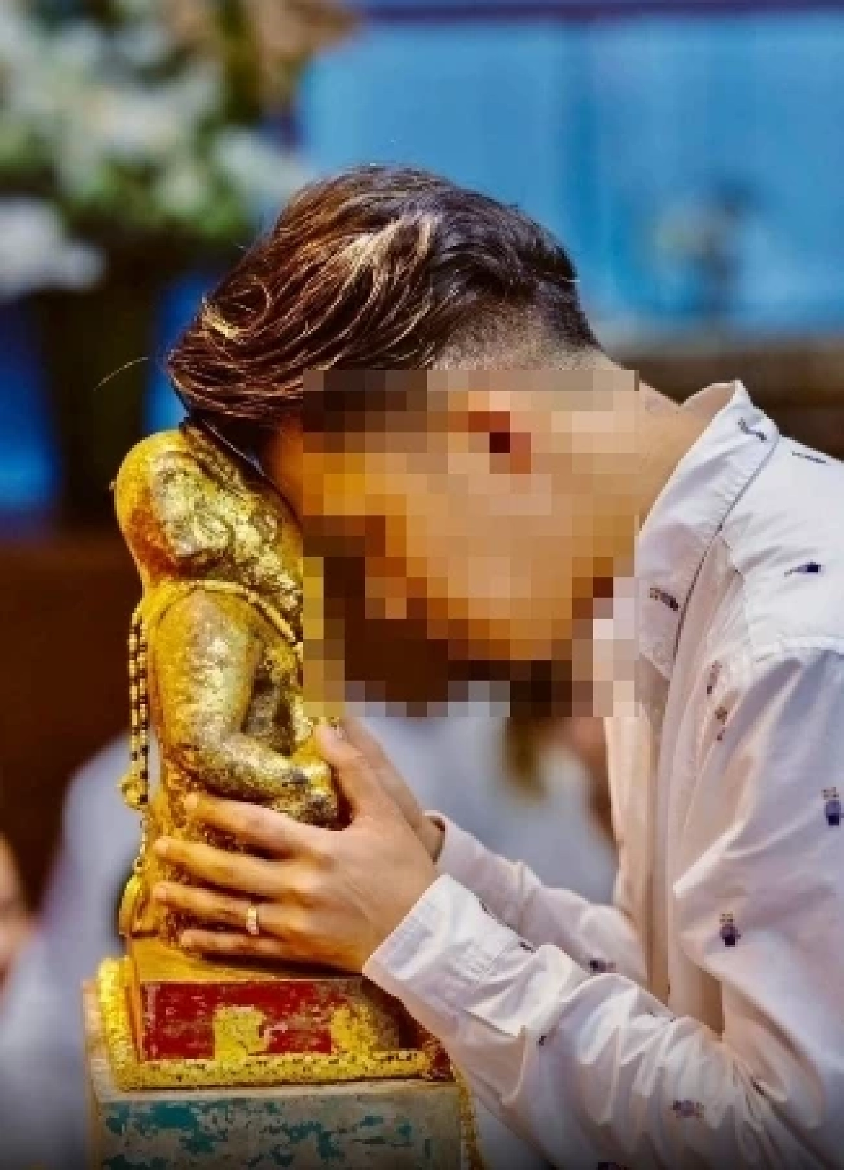 ดราม่า อินฟลูฯ กอดจูบ \"พระอุเชนทร์\" พระคู่บุญบารมี \"พ่อท่านคล้าย\"