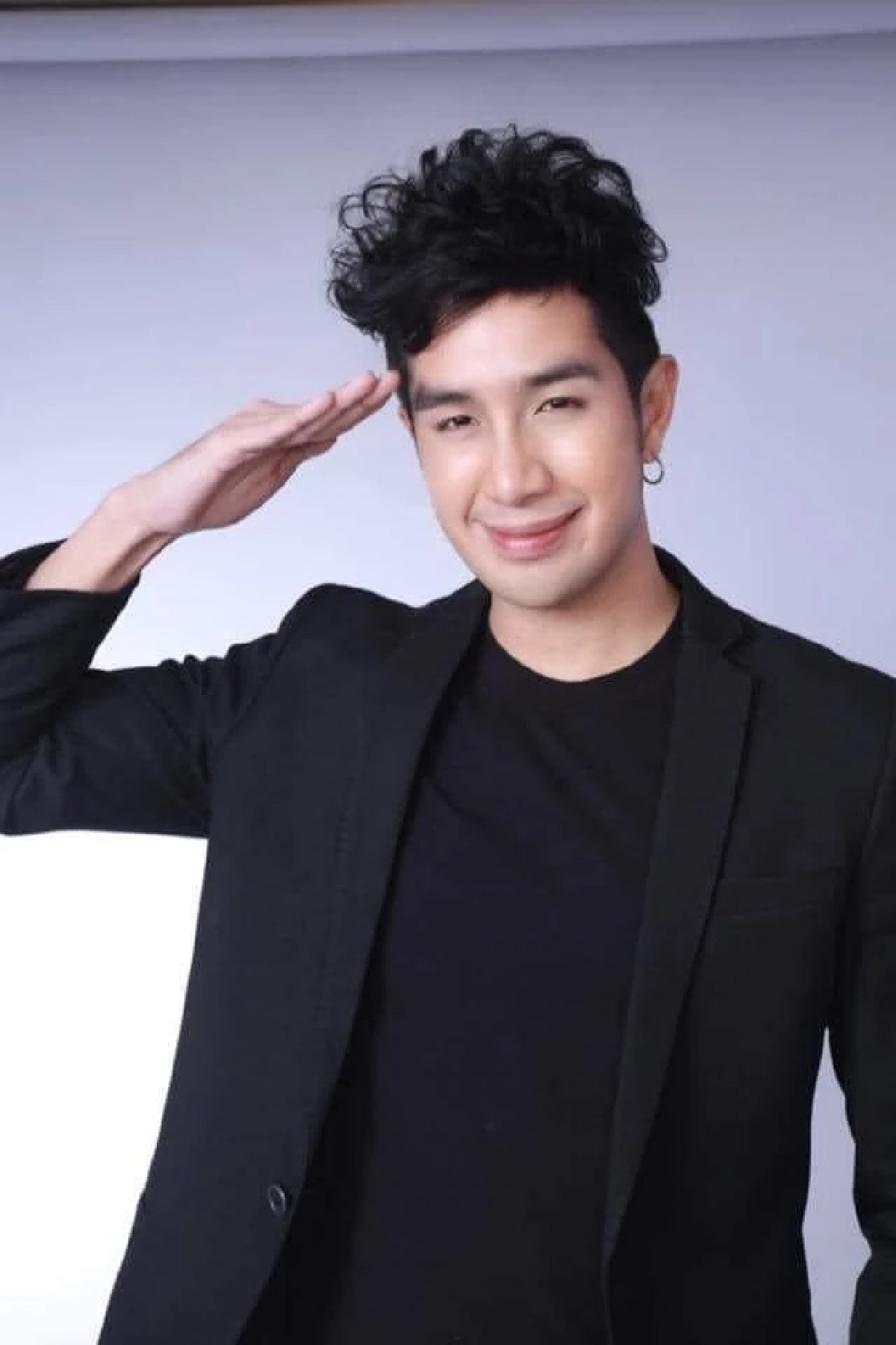 ส่องชีวิตรัก \"ผู้กองแคท\" สถานะหัวใจล่าสุดตอนนี้ยังโสด