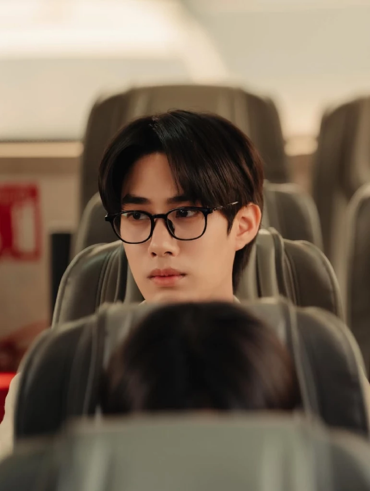 แห่ขุด\"ท่านเรวัช\" หลานชาย\"เติ้ล มติมันท์\"หล่อเกินต้าน จากซีรีส์ เขมจิราฯ