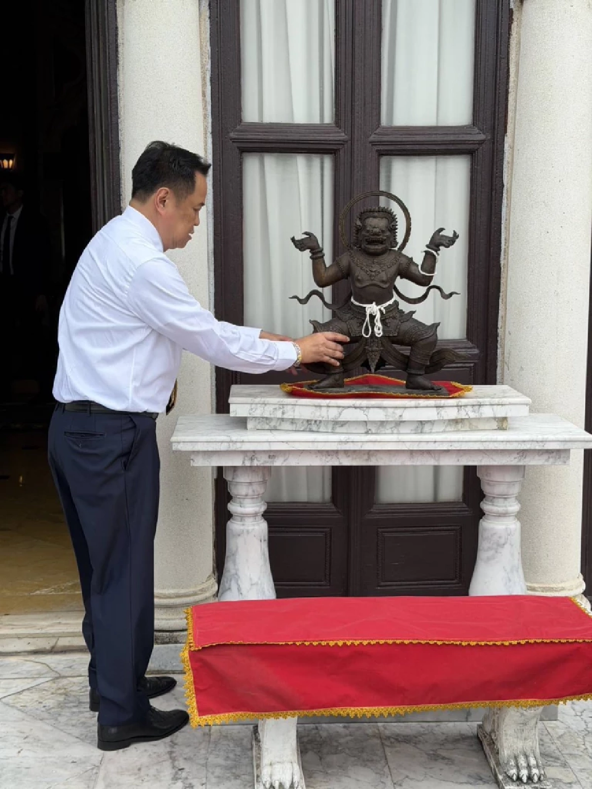 ประวัติ \"องค์นรสิงห์จำลอง\" นายกฯ อนุทิน อัญเชิญกลับ เสริมบารมีปัดเป่าอัปมงคล?