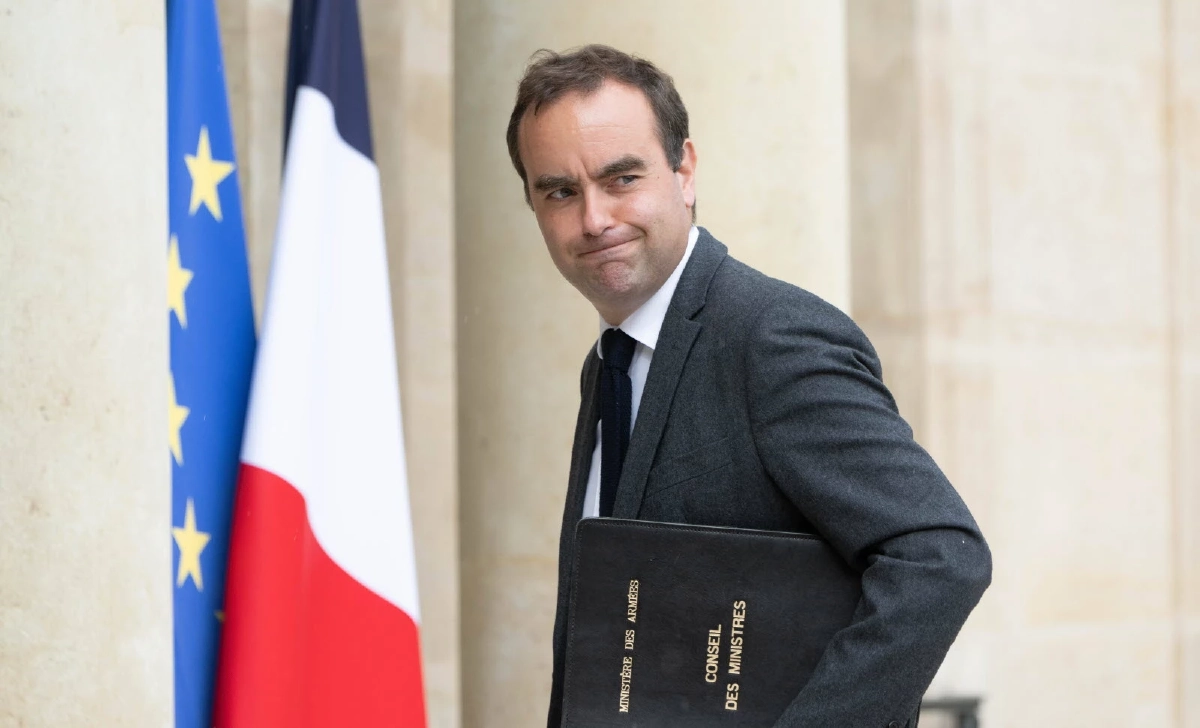 "มาครง" พลิกเกม! ตั้งคนสนิท "เลอกอร์นู" นั่งนายกฯ ฝรั่งเศสคนใหม่