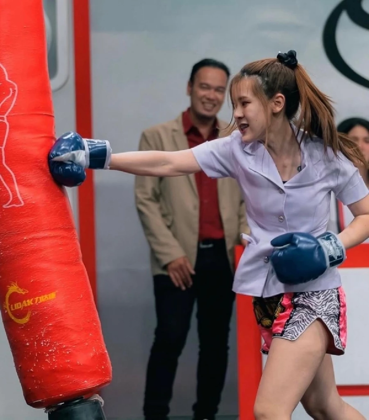 อินฟลูฯสาว รับผิดหลังเพจดังติง! จบแผนไทยทำหน้าที่แพทย์สนาม?