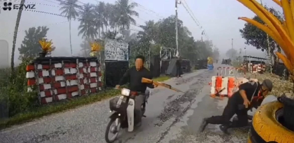 เปิดภาพ นาทีคนร้ายบุกยิงทหารพราน ก่อนถูกยิงโต้ ต่อมาเสียชีวิต