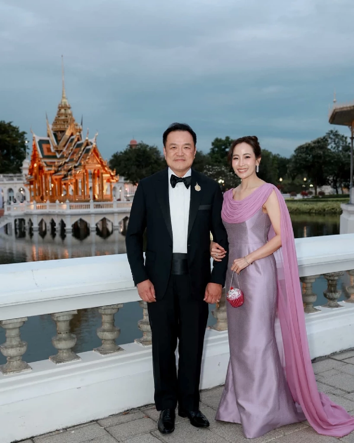 ประวัติ \"จ๋า ธนนนท์\" ภรรยา \"อนุทิน\" เส้นทางรัก ว่าที่นายกฯ อายุห่างกัน 20 ปี