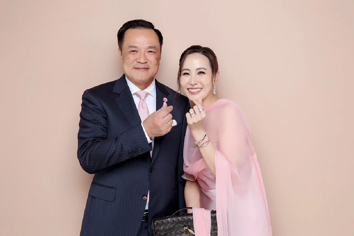 ประวัติ \"จ๋า ธนนนท์\" ภรรยา \"อนุทิน\" เส้นทางรัก ว่าที่นายกฯ อายุห่างกัน 20 ปี
