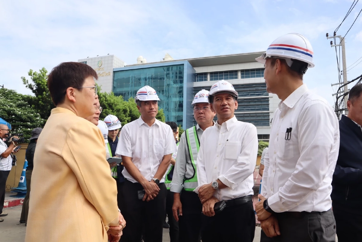 รฟม. สั่งหยุดก่อสร้าง จุดถนนทรุดตัว พร้อมปิดกั้นพื้นที่บางส่วน