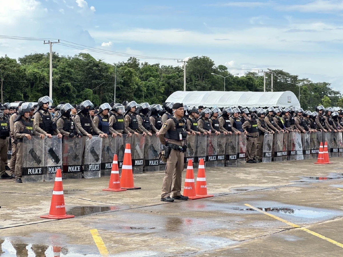 ผบช.ภ.2 เช็กยุทโธปกรณ์ ตำรวจ คฝ. 1,400 นาย พร้อมรับทุกภารกิจ