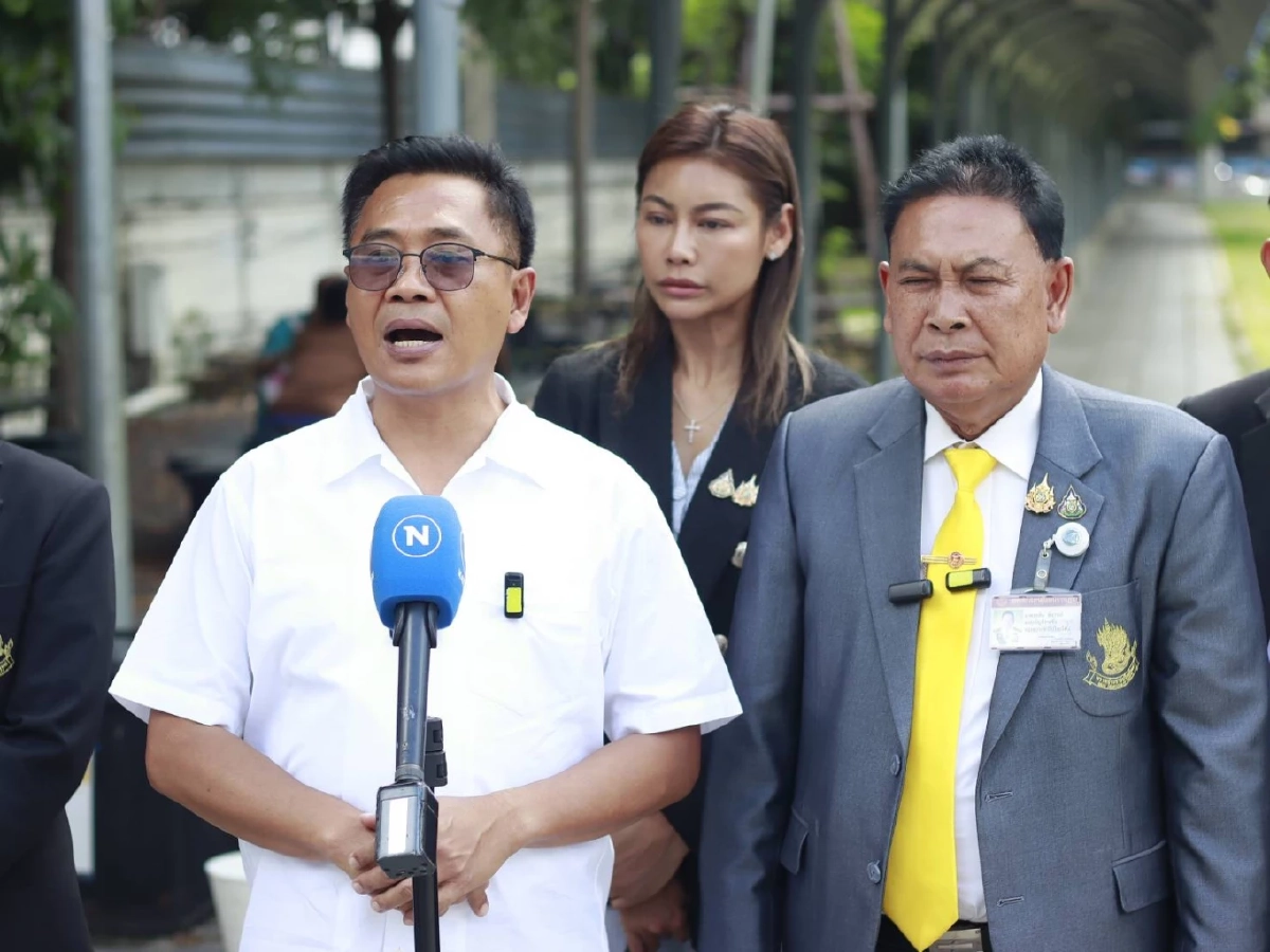 สส.พรรคประชาธิปไตยใหม่ ร้องสอบสวนกลาง แจ้งเอาผิด \"ภูมิธรรม\" ม.112