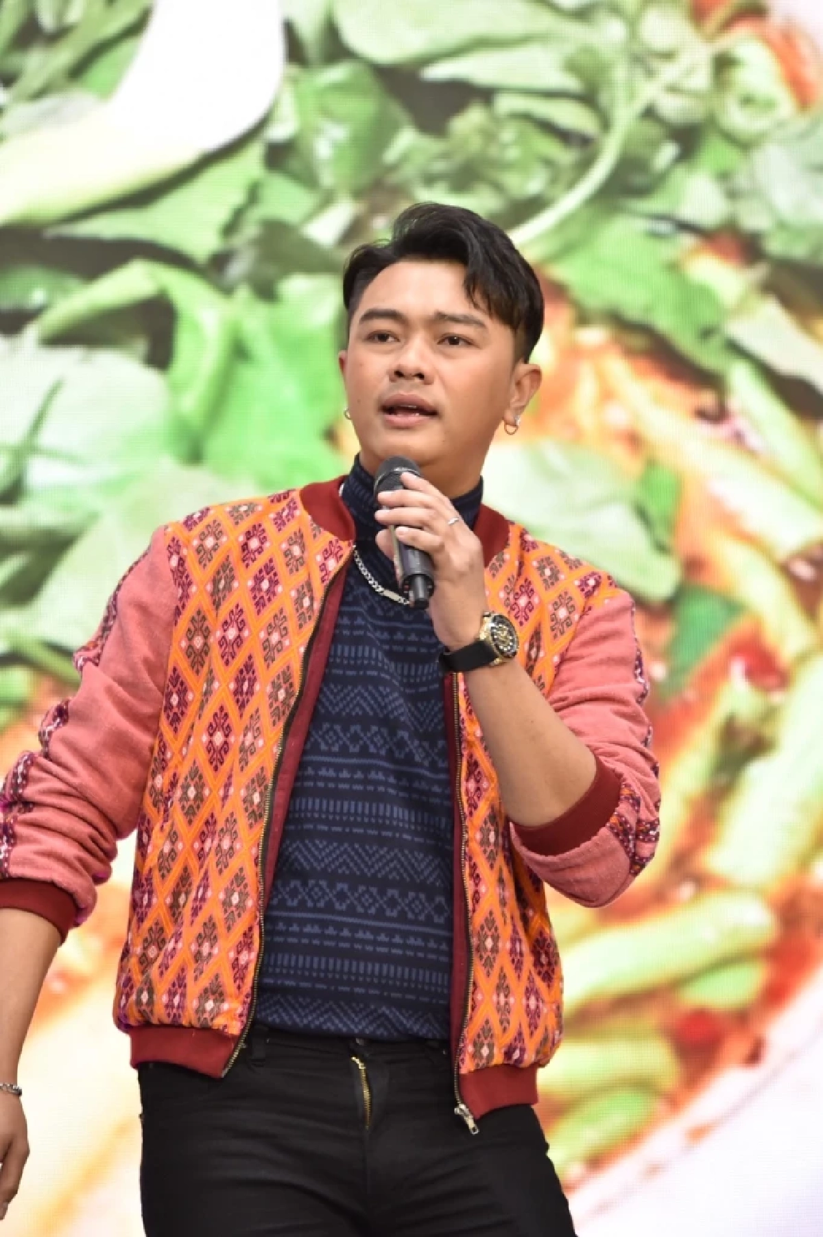 เขินเลย.. "แซ็ค ชุมแพ" รับบทกะเทยไฮโซ ถูกสั่งลดน้ำหนัก 10 โล