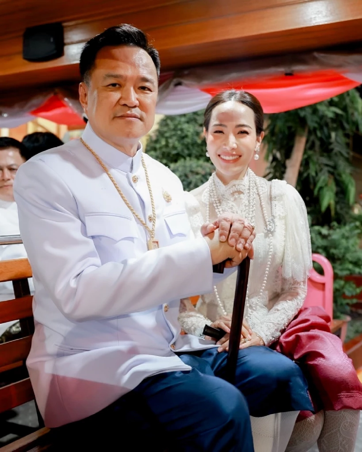 ประวัติ \"จ๋า ธนนนท์\" ภรรยา \"อนุทิน\" เส้นทางรัก ว่าที่นายกฯ อายุห่างกัน 20 ปี