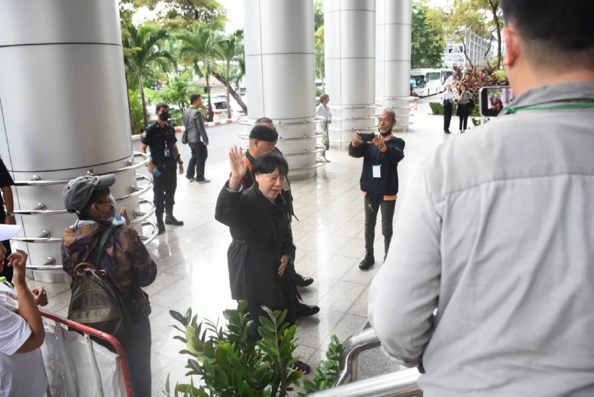 \"เจ๊ปอง-อัญชะลี\"  เตรียมใจหากผลเป็นลบ พร้อมใช้ชีวิตในเรือนจำ