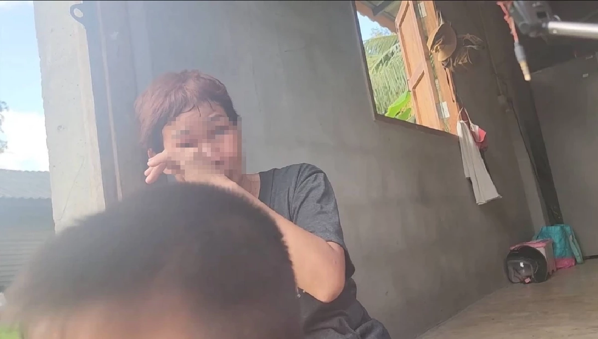 แม่เศร้าใจ ลูกไม่ได้ลืมเอาเงินไป รร. แต่แม่ไม่มีเงินให้ จึงหยิบขนมครูกิน