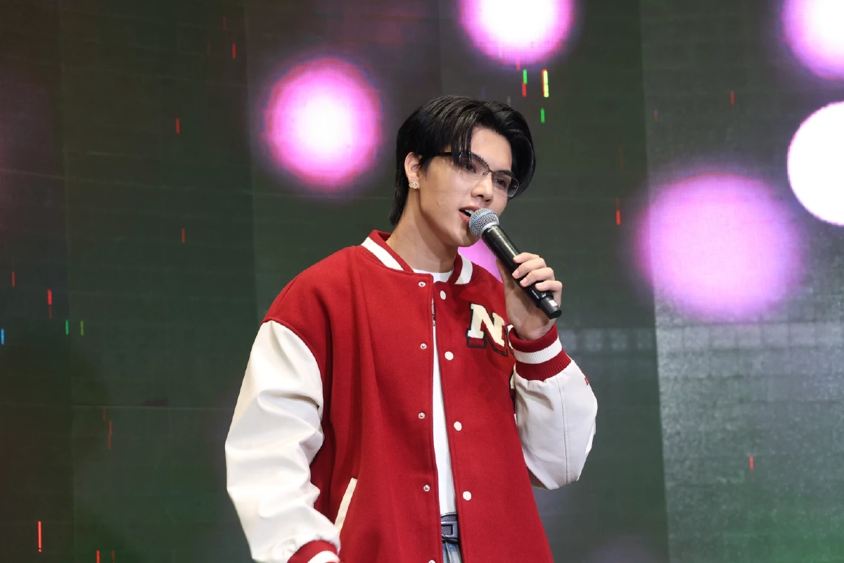 สะเทือน! \'ดารา-ศิลปิน-ผู้บริหาร\' ยกทัพร่วมฉลอง ครบรอบ 24 ปี คมชัดลึก