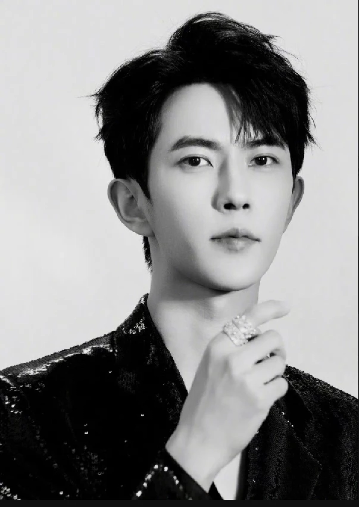 หลุดผลชันสูตร \"ดาราตกตึกดับ\" พบรอยล่วงละเมิด ฟันหาย-จมูกหัก-ตับฉีก