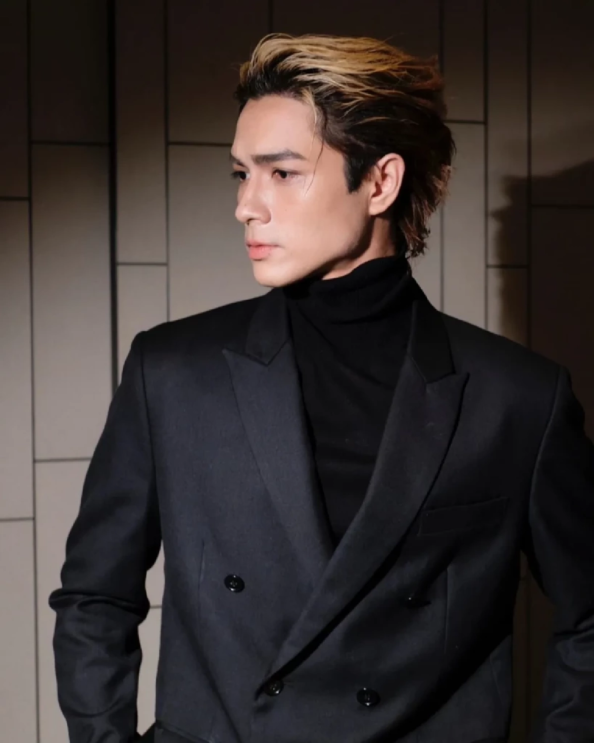 \"แน็ก ชาลี\" เตือนโจรให้เอาปืXมาคืน 64 กระบอก ไม่งั้นเอาเข้าคุกแน่