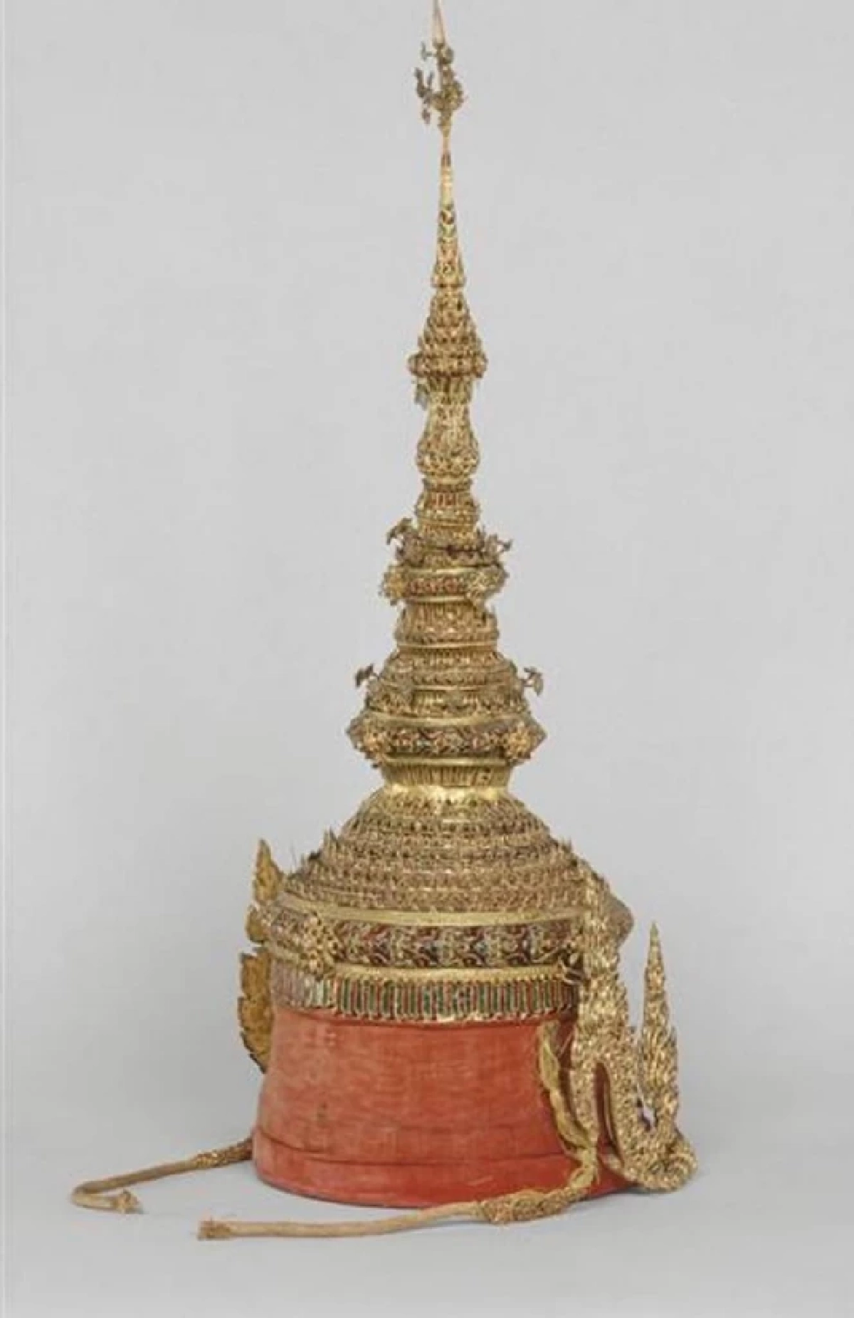 ย้อนรอยโจรกรรมพระมหาพิชัยมงกุฎจำลอง ร.4 ประเมินมูลค่าไม่ได้