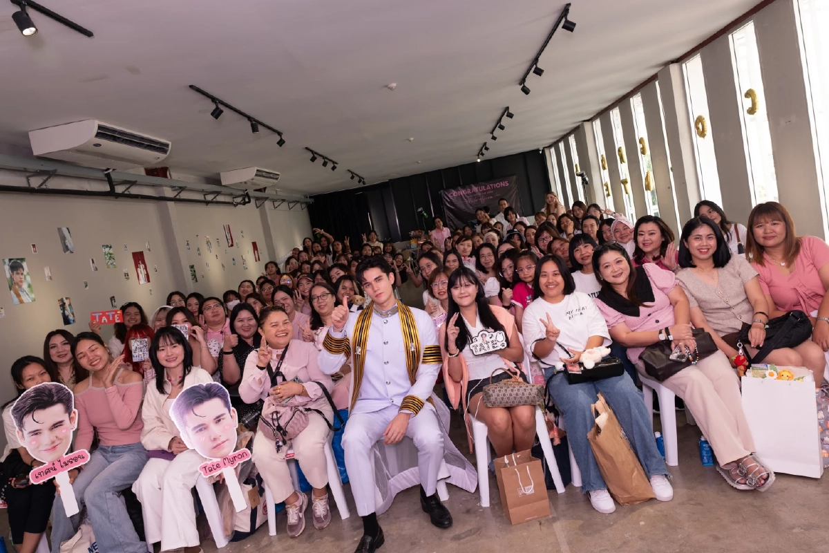\"เทศน์ ไมรอน\" คว้าเกียรตินิยมอันดับ 2 คณะอักษร จุฬาฯ หลักสูตรนานาชาติ