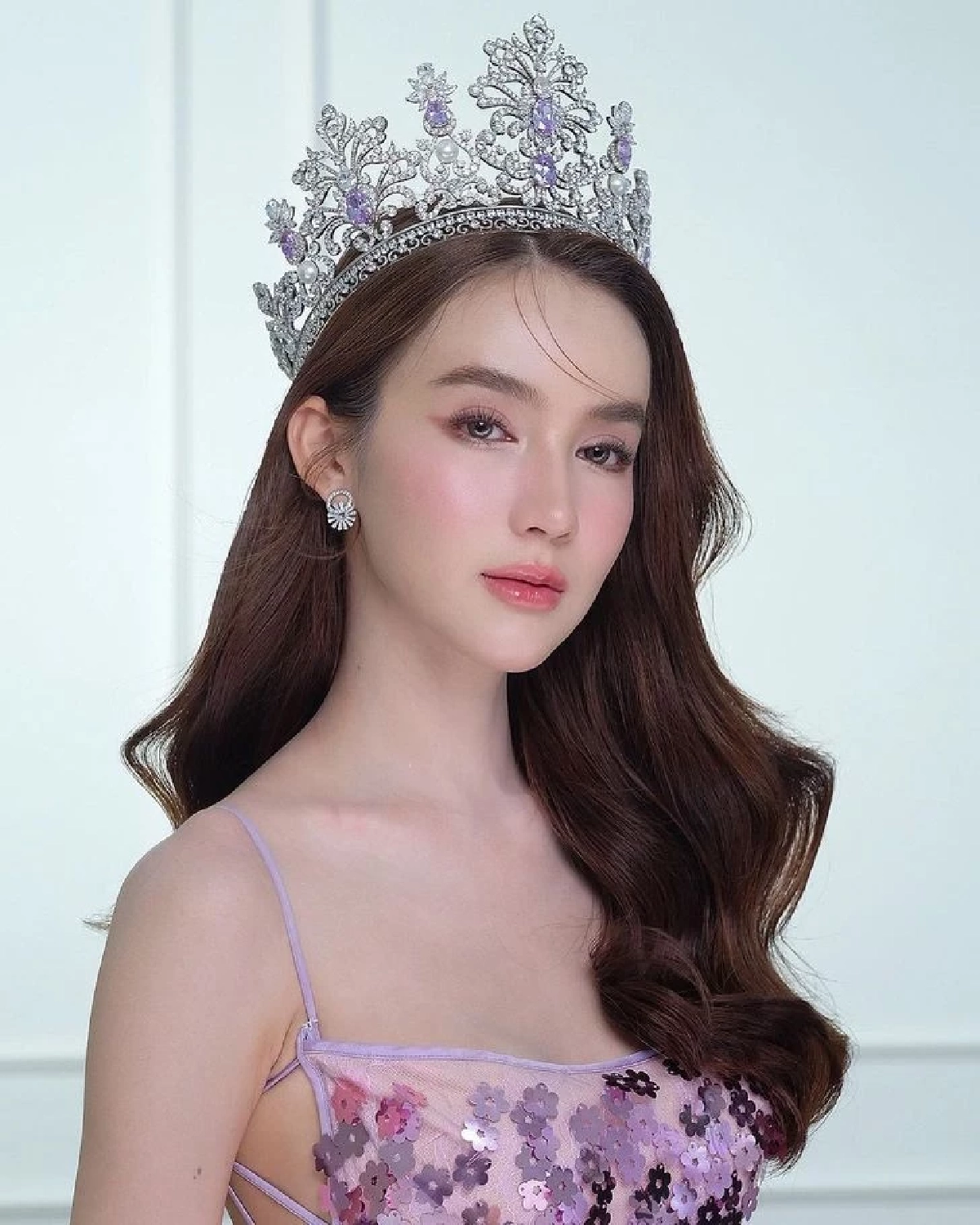 \"โยชิ รินรดา\" เคยเทคฮอร์โมนจนกระดูกพัง \"ห่วงความโสด\" หลังปลดล็อกรักตัวเอง