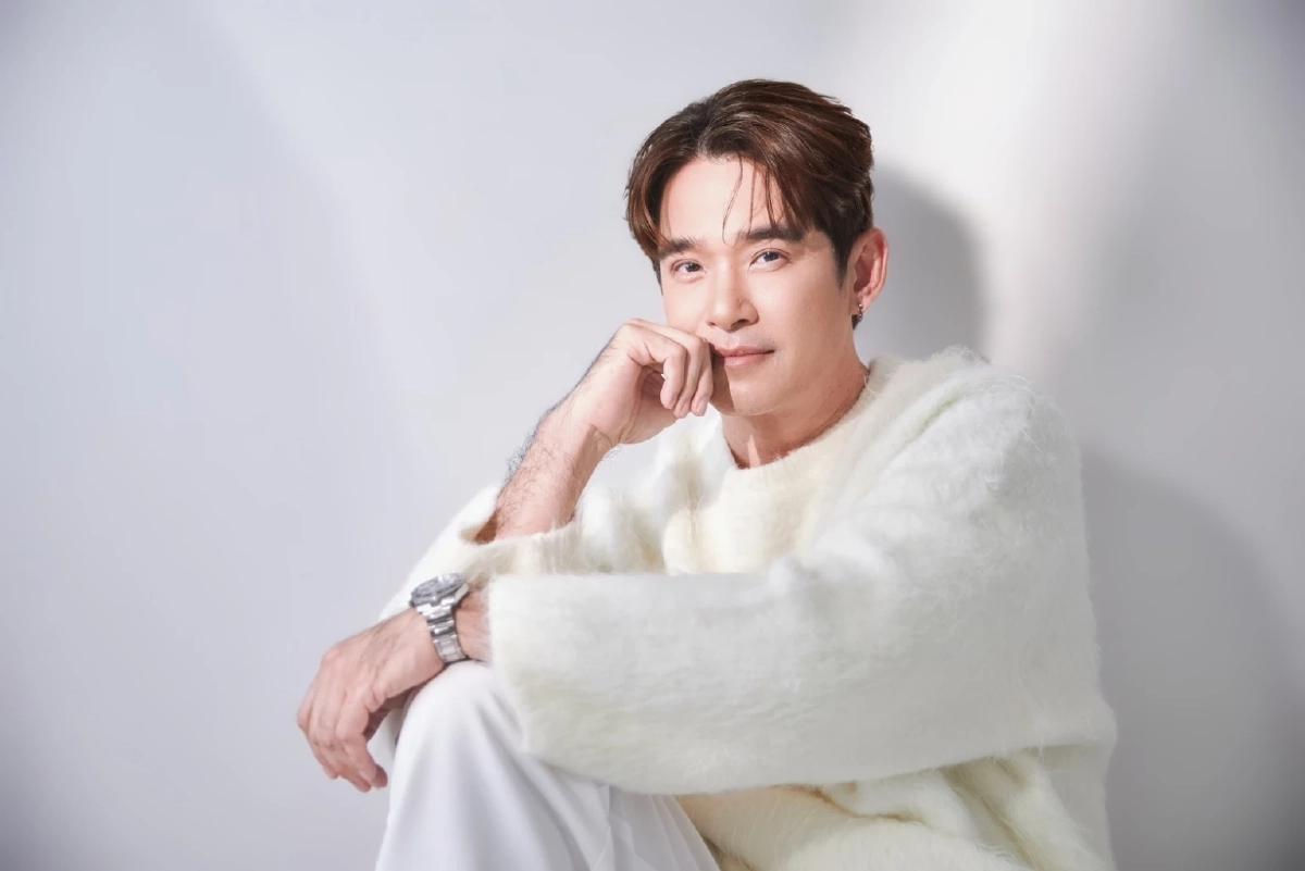 นี่เหรอ! คนอายุจะ 50 \"ลิฟท์ สุพจน์\" ทำตาสองชั้น หล่อโอปป้ามาก!