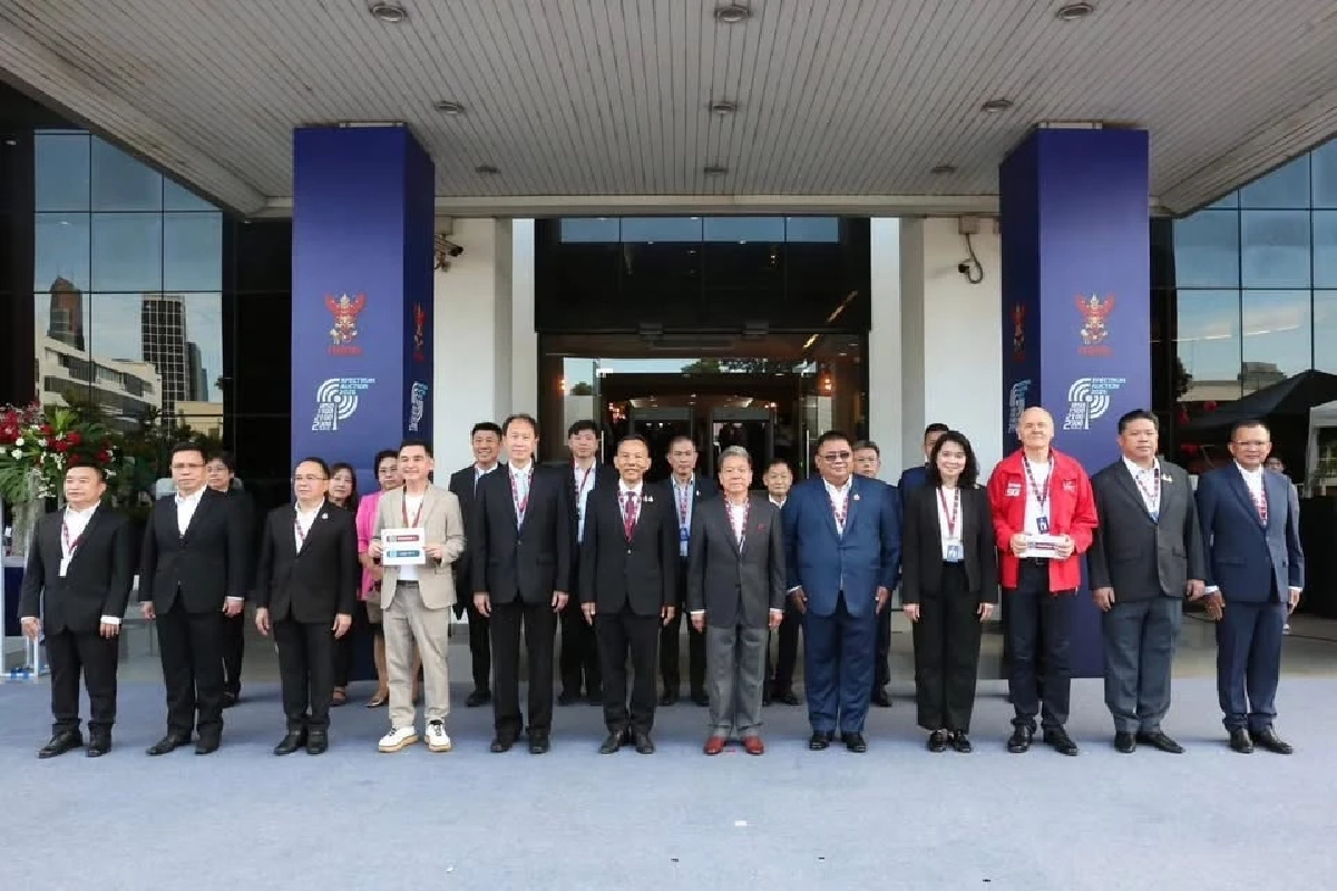 AIS - True ออกแพ็คเกจราคาพิเศษสำหรับผู้พิการ - รายได้น้อย - สูงอายุ