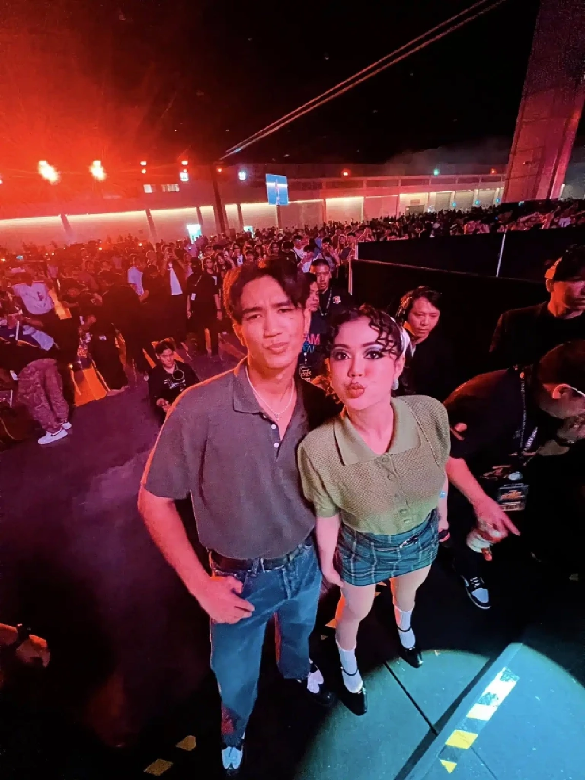 \"ปุ้ย L.กฮ.\" โพสต์เศร้า!หลัง \"ลำไย\" ควงคู่ \"บอส เอวหวาน\" เที่ยวต่างประเทศ